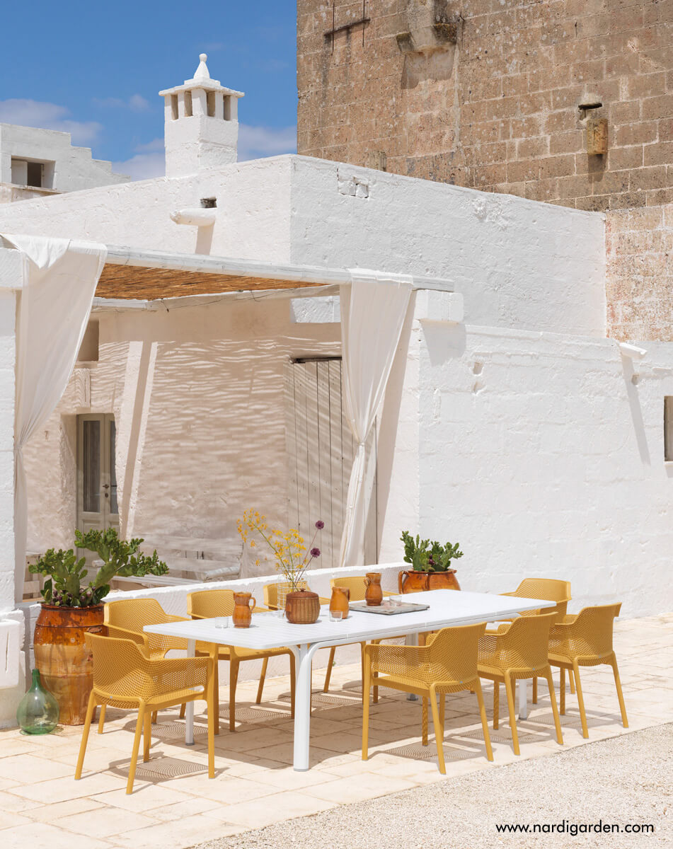 Nardi_tables_ALLORO210_ambient images5_LR