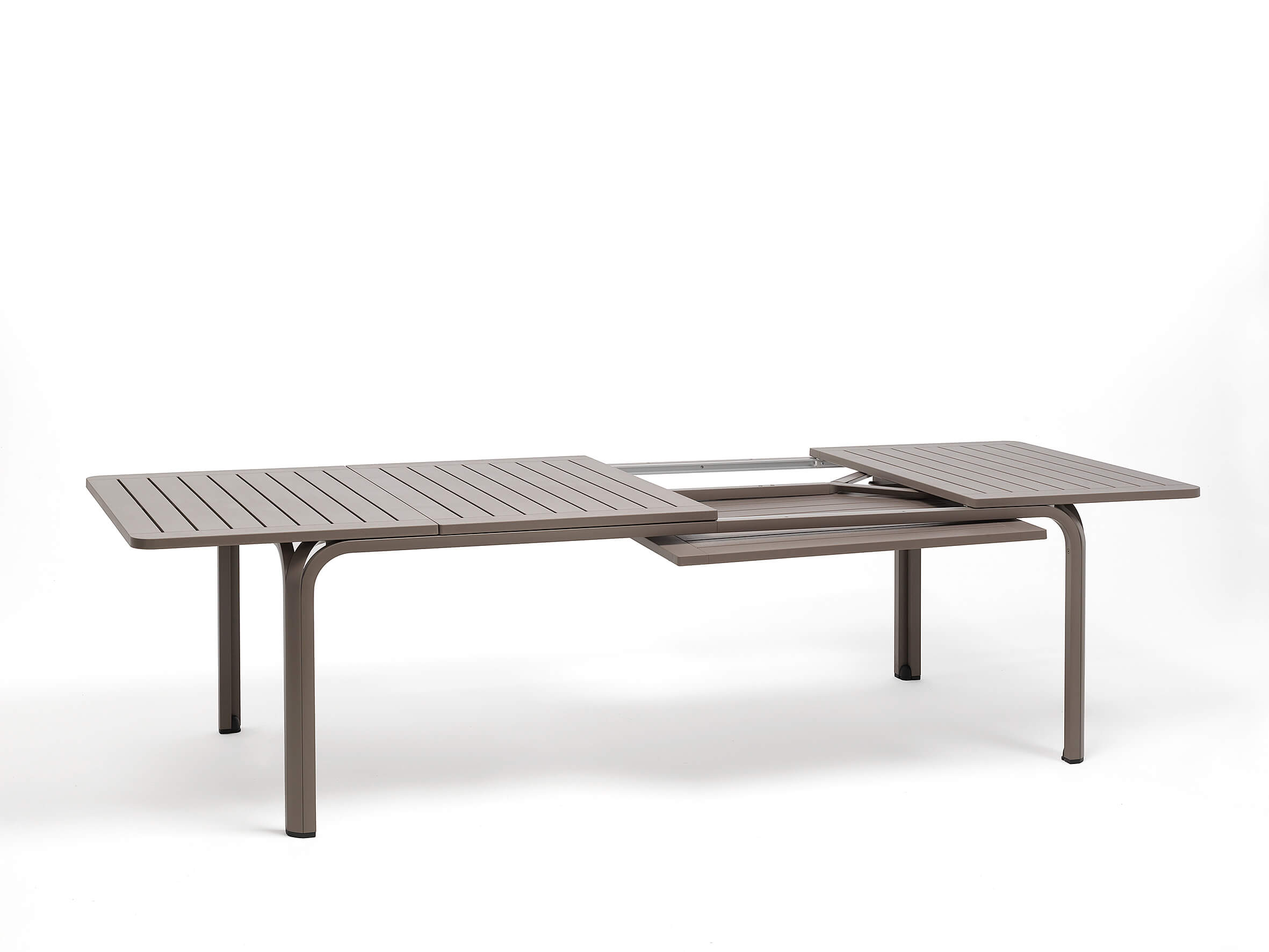 Nardi_tables_ALLORO210_views6_LR