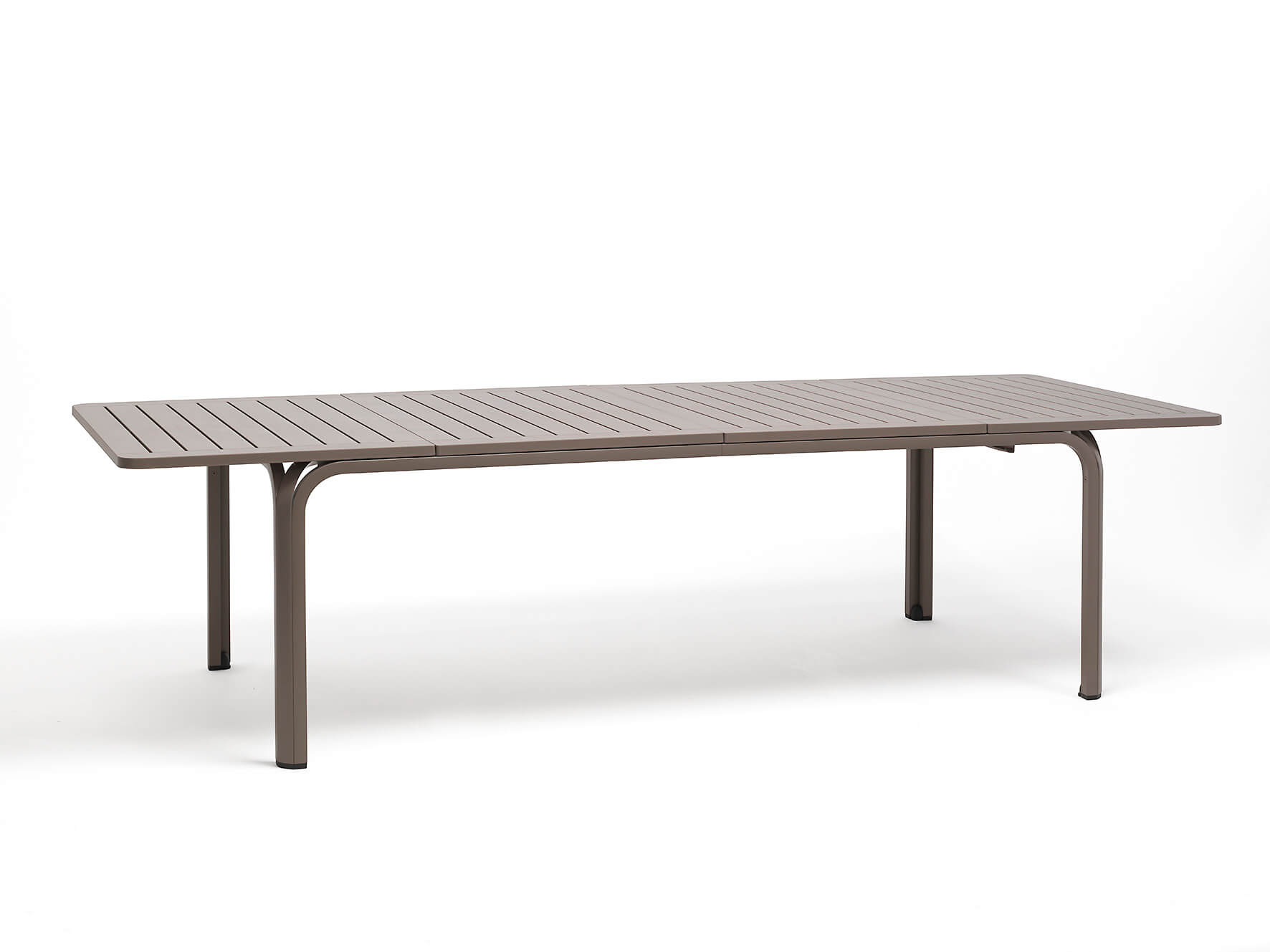 Nardi_tables_ALLORO210_views7_LR